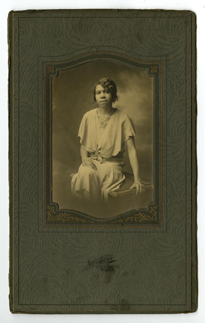 Reba Rebecca Walls photograph, circa 1920