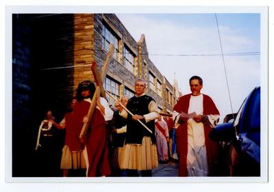 Latino Project Good Friday procession, mass, and "alfombra" photographs, 2002