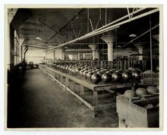 Ford Motor Co., Philadelphia [Philadelphia War Photograph Committee]