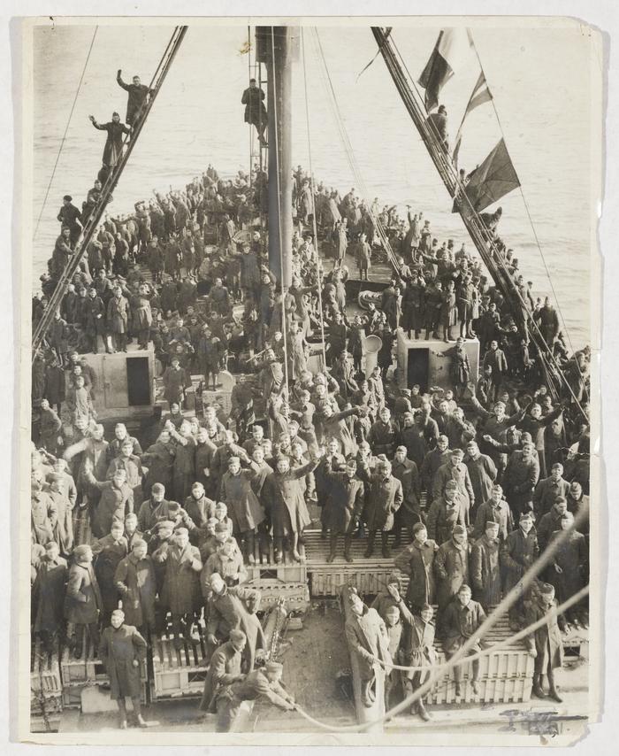 American soldiers returning from France photograph, 1918